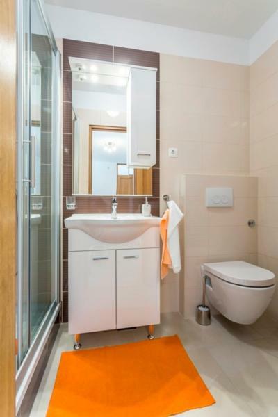 Apartments Bezmalinovic 2 Бол Экстерьер фото