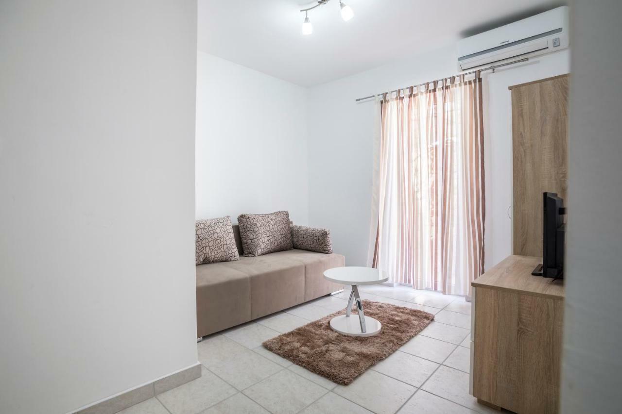 Apartments Bezmalinovic 2 Бол Экстерьер фото